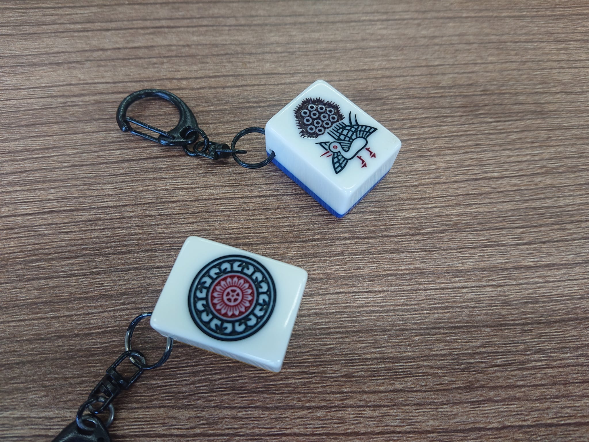 麻雀牌に色入れをしてオリジナルキーホルダーをつくろう！